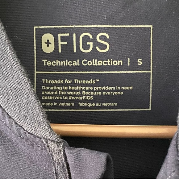 Figs Jacket - Picture 2 of 3